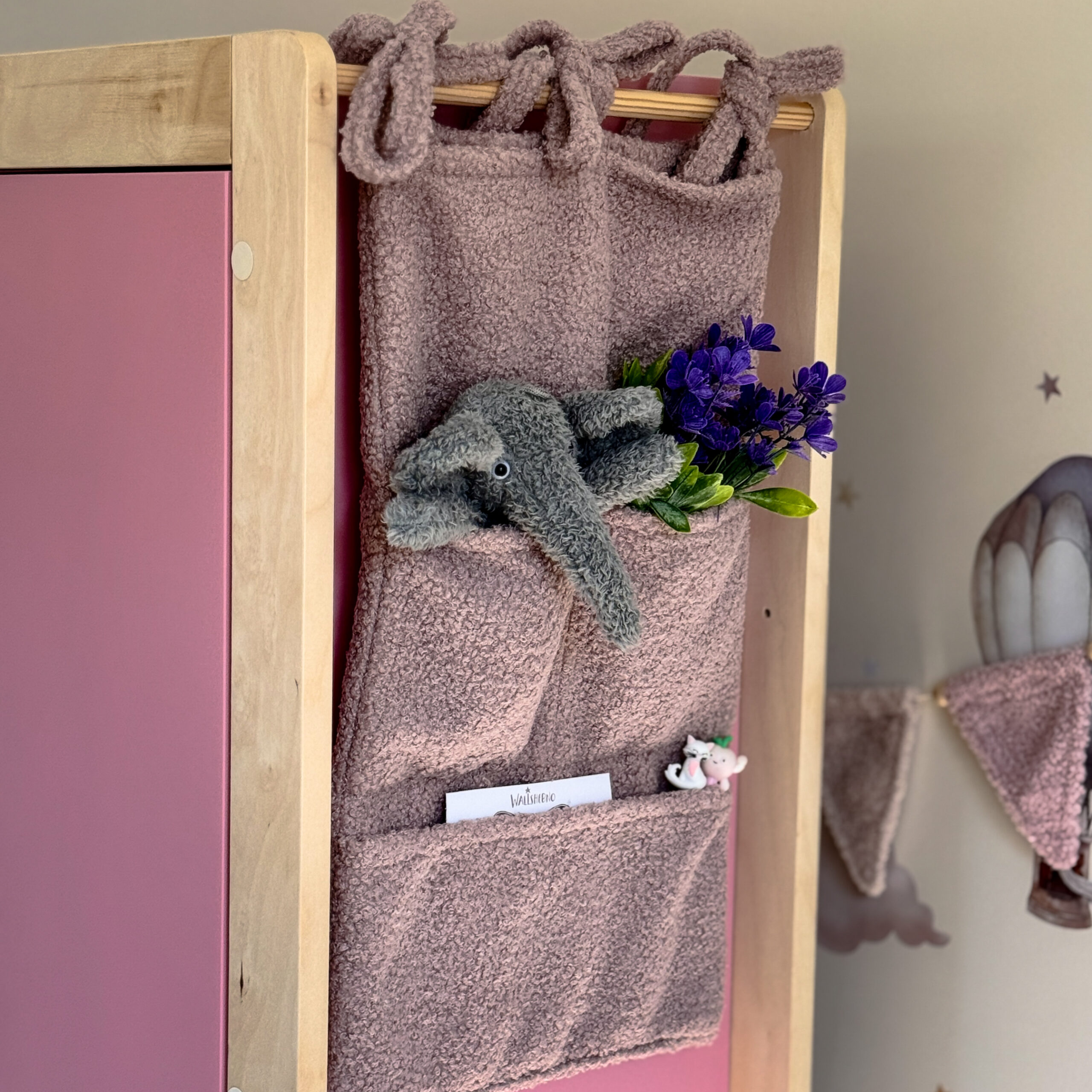 Шкаф в детскую комнату для одежды Forest Pink