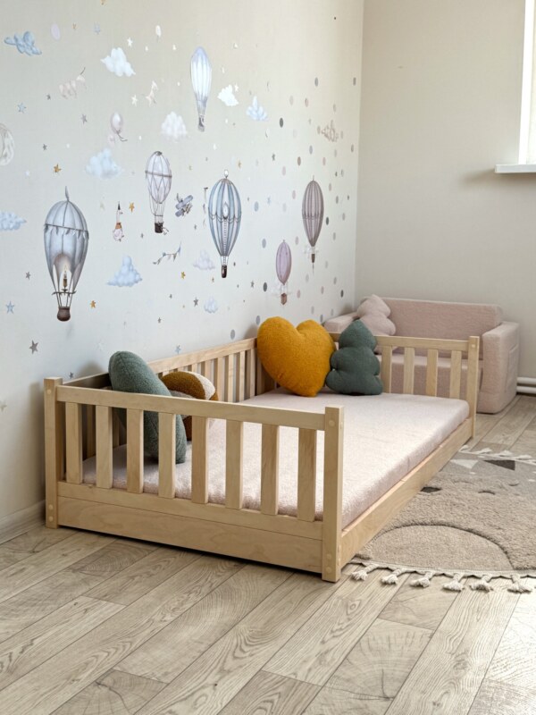 Детская напольная кровать монтессори
