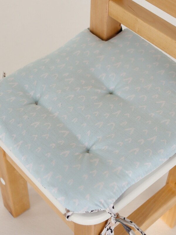 Подушечка на стул «Олени»